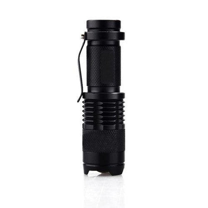 Wasserdichte Taschenlampe Lighteme Mini Black 2000 lm.