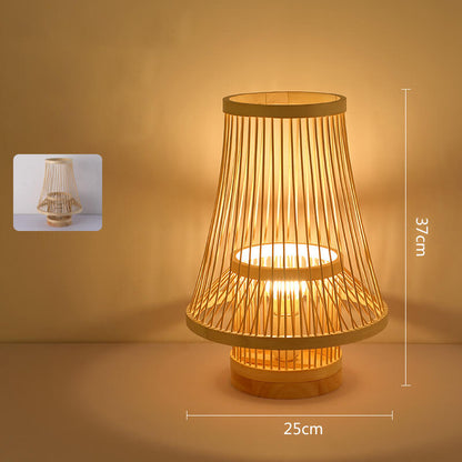 Handgefertigte Tischlampe aus Bambus von Lighteme