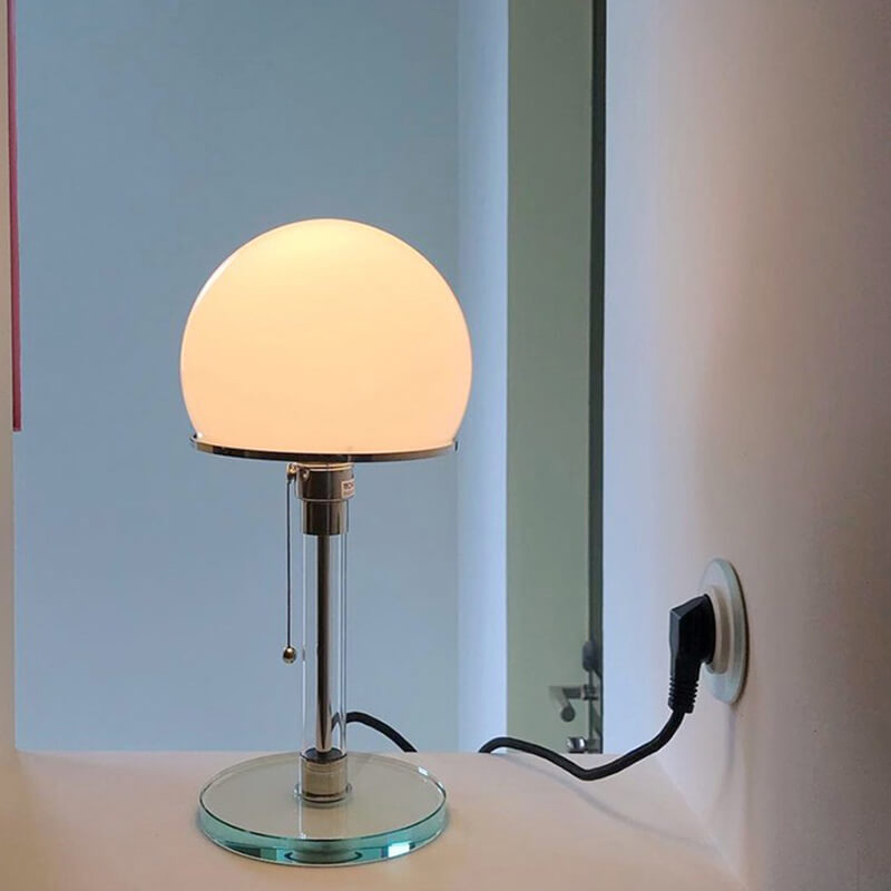 Lampe de table hémisphérique en verre Lighteme