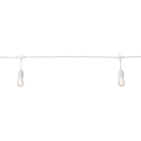 Lighteme 48 Fuß lange LED-Lichterkette für den Außenbereich zum Einstecken – 24 bruchsichere und wasserdichte Glühbirnen – Handelsqualität – UL-gelistetes Hochleistungskabel 