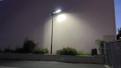 Lighteme 10.000 W kommerzielle Solar-Straßenlaterne All-in-One 6500 K – selbstreinigend
