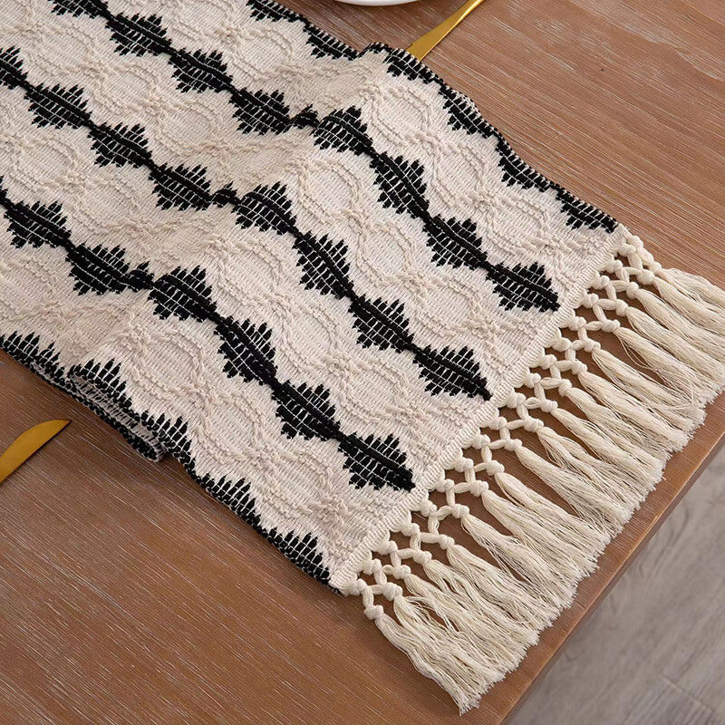 Lighteme Jacquard Cotton Table Runner