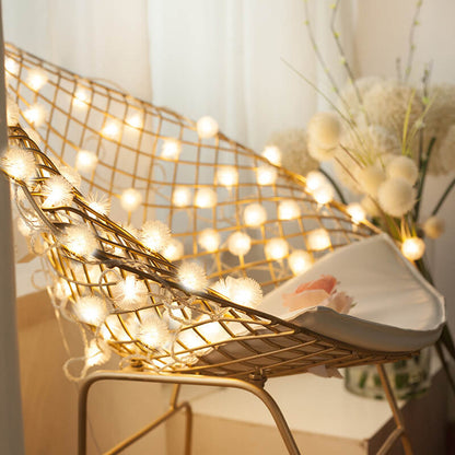 Lighteme LED-Schneeball-Lichterkette