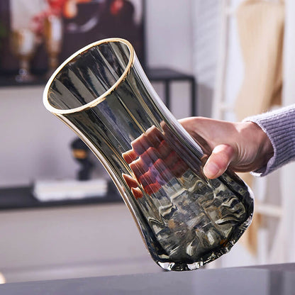 Vase en verre simple et luxueux Lighteme