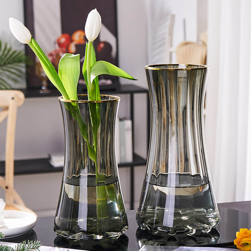 Vase en verre simple et luxueux Lighteme