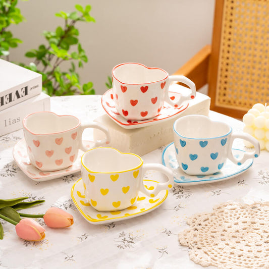 Lighteme Keramiktasse mit Herzmuster