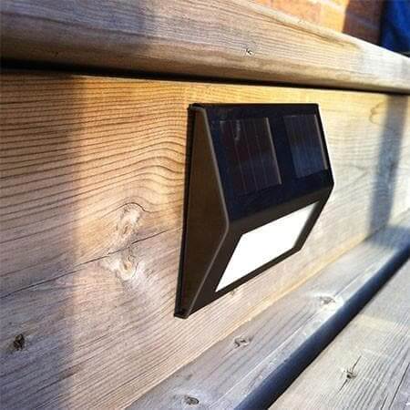 Lampes solaires de terrasse en métal Lighteme