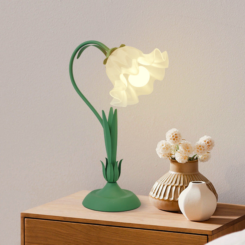 Lighteme Romantische Blumen-Tischlampe