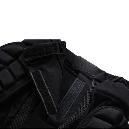 Lighteme Protective equipment for outdoor sports