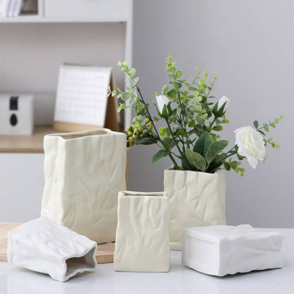 Lighteme – Keramikvase aus plissierter Papiertüte