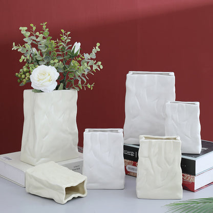 Lighteme – Keramikvase aus plissierter Papiertüte
