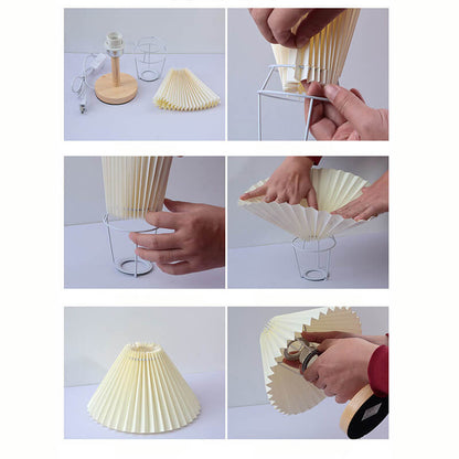 Lighteme Plissee-Tischlampe aus Holz