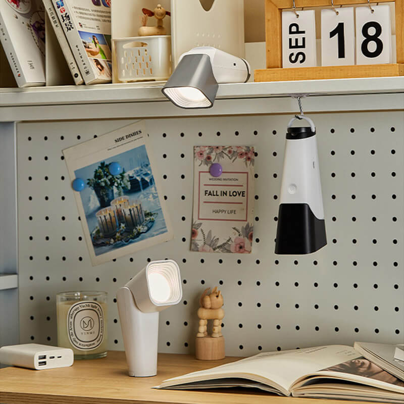 Tragbare Schreibtischlampe mit Ladefunktion von Lighteme
