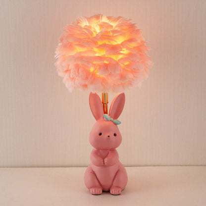 Lampe de table Lighteme en plumes de lapin