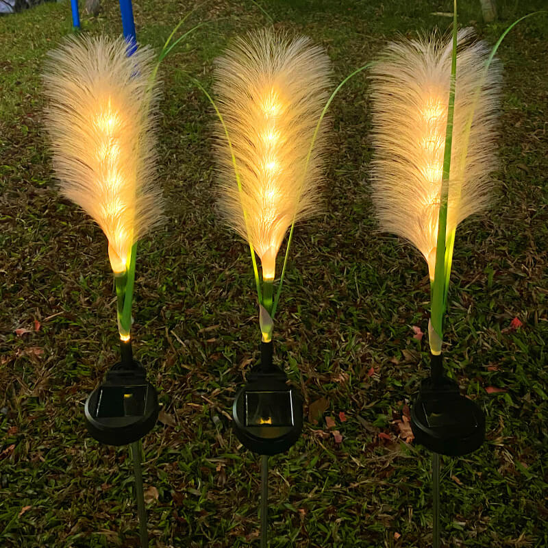 Lampe décorative d'extérieur solaire Lighteme Reed