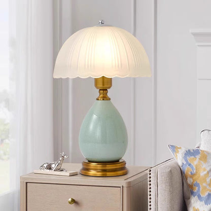 Lampe de table rétro en céramique Lighteme