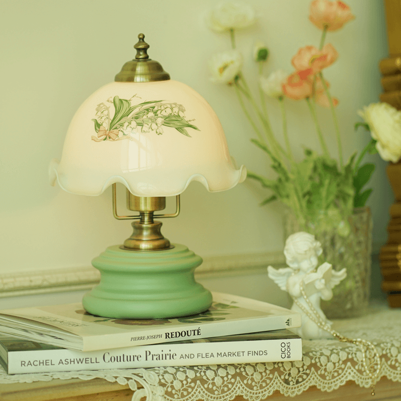 Lampe de table rétro en verre à motif floral Lighteme