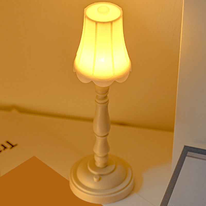 Lampe de table rétro Lighteme Mini