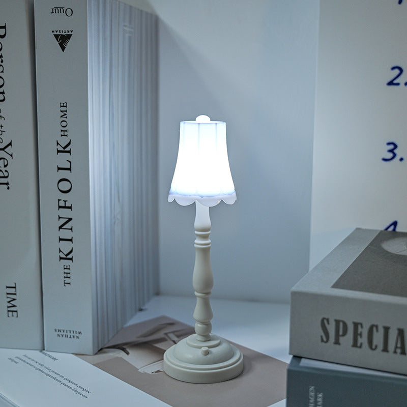 Lampe de table rétro Lighteme Mini