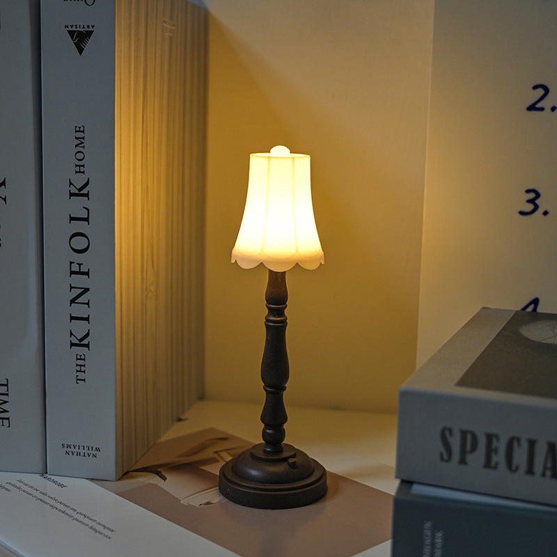 Lampe de table rétro Lighteme Mini