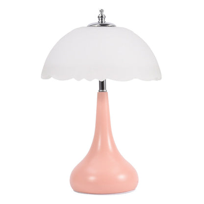 Lighteme Romantische Tischlampe im Creme-Stil