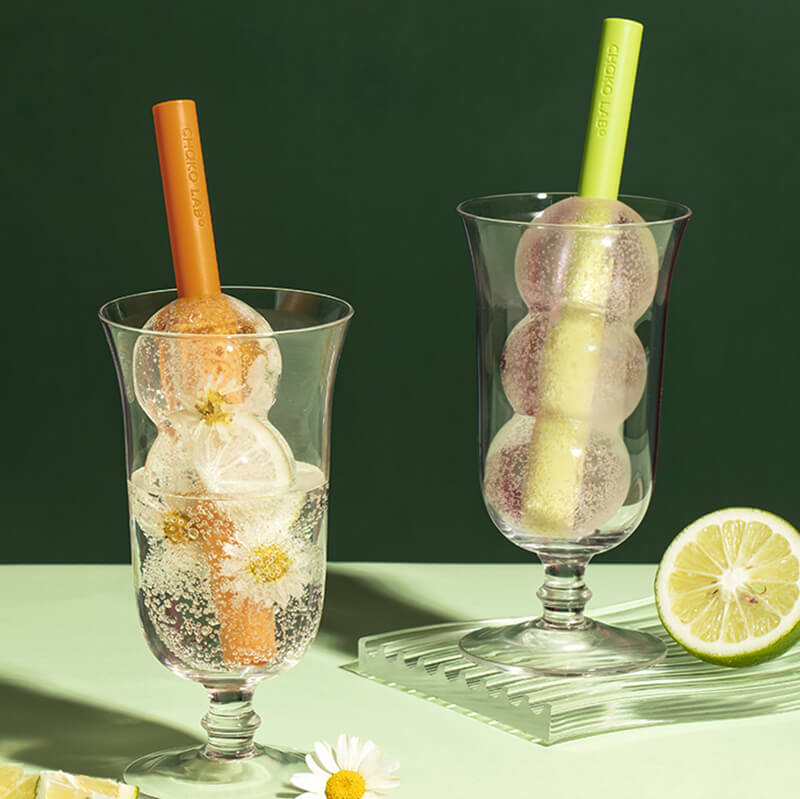 Lighteme 2-in-1-Form für Eis am Stiel mit Strohhalm aus Silikon