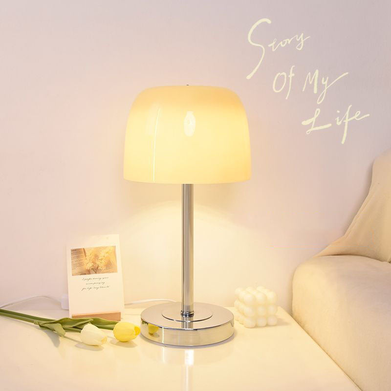 Lighteme Simple Petal Tischlampe