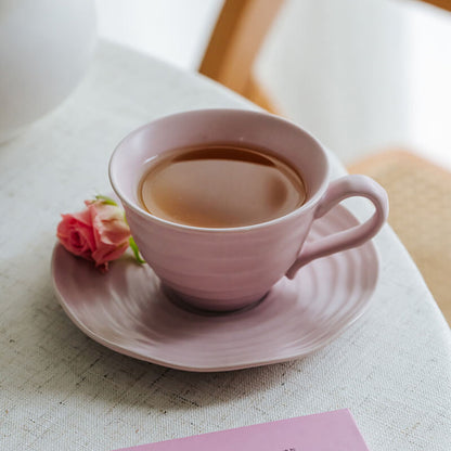 Lighteme Keramiktasse und Untertasse mit Spiralmuster 