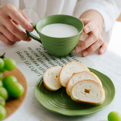 Lighteme Keramiktasse und Untertasse mit Spiralmuster 