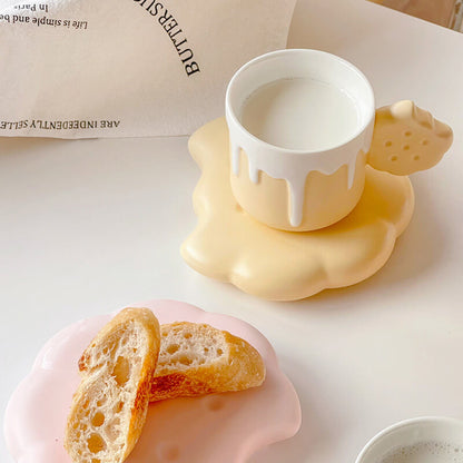Lighteme Spring Biscuit Keramiktasse und Untertasse