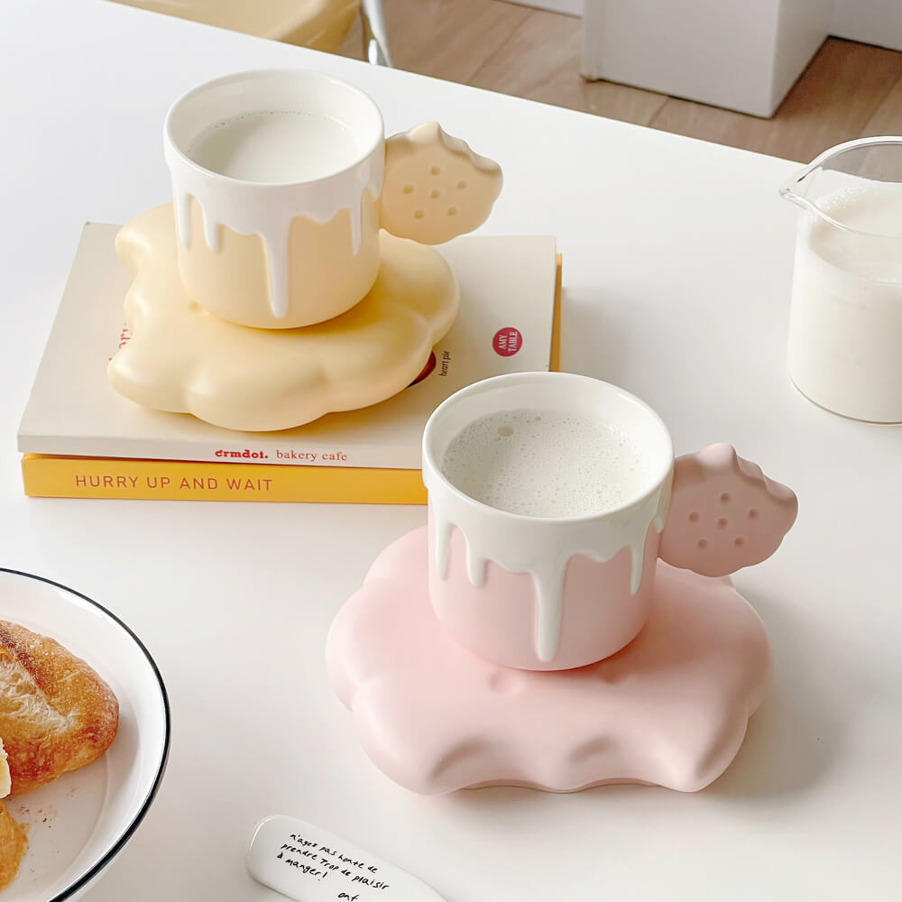 Lighteme Spring Biscuit Keramiktasse und Untertasse
