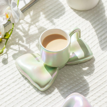 Lighteme Frühlings-Keramiktasse und Untertasse mit Schleife