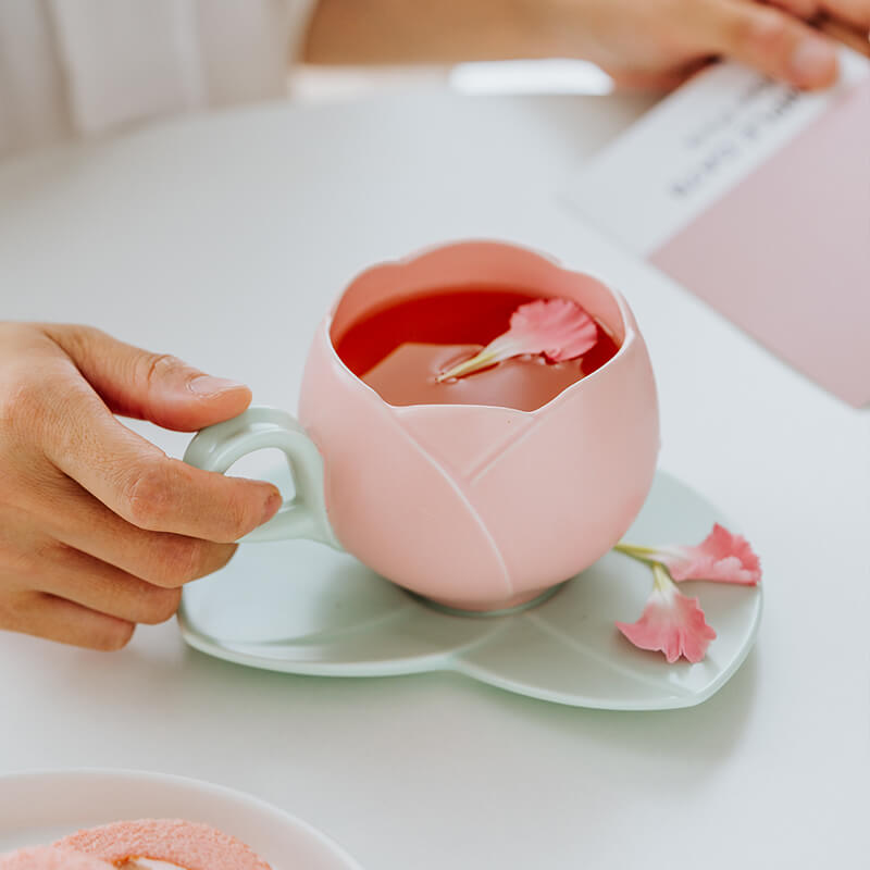 Lighteme Spring Tulip Keramiktasse und Untertasse