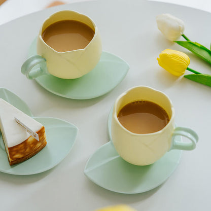 Lighteme Spring Tulip Keramiktasse und Untertasse