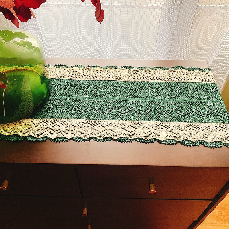 Chemin de table creux en macramé à coutures Lighteme