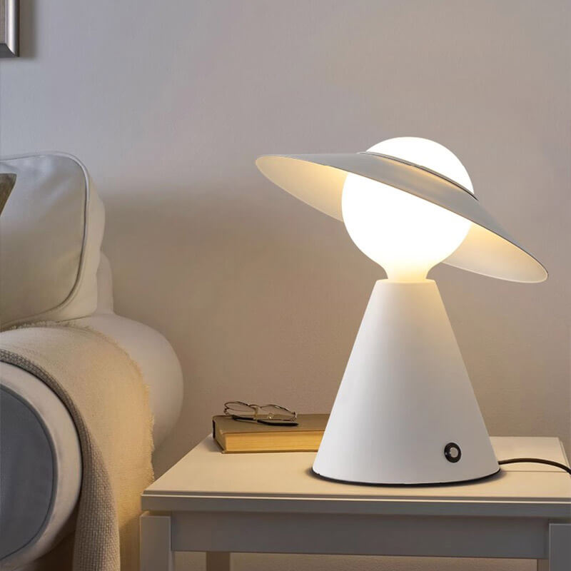 Lighteme Straw Hat Table Lamp