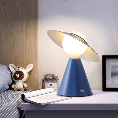 Lighteme Straw Hat Table Lamp