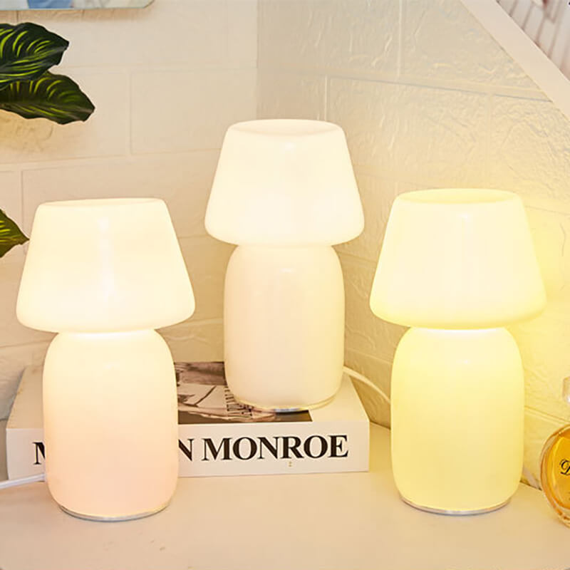 Lampe de nuit en verre champignon inclinée Lighteme
