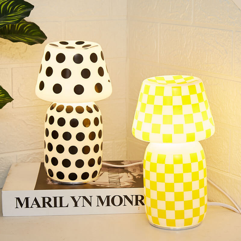 Lampe de nuit en verre champignon inclinée Lighteme