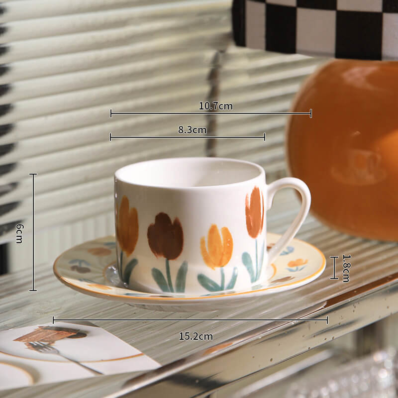 Tasse et soucoupe en céramique à motif floral vintage Lighteme