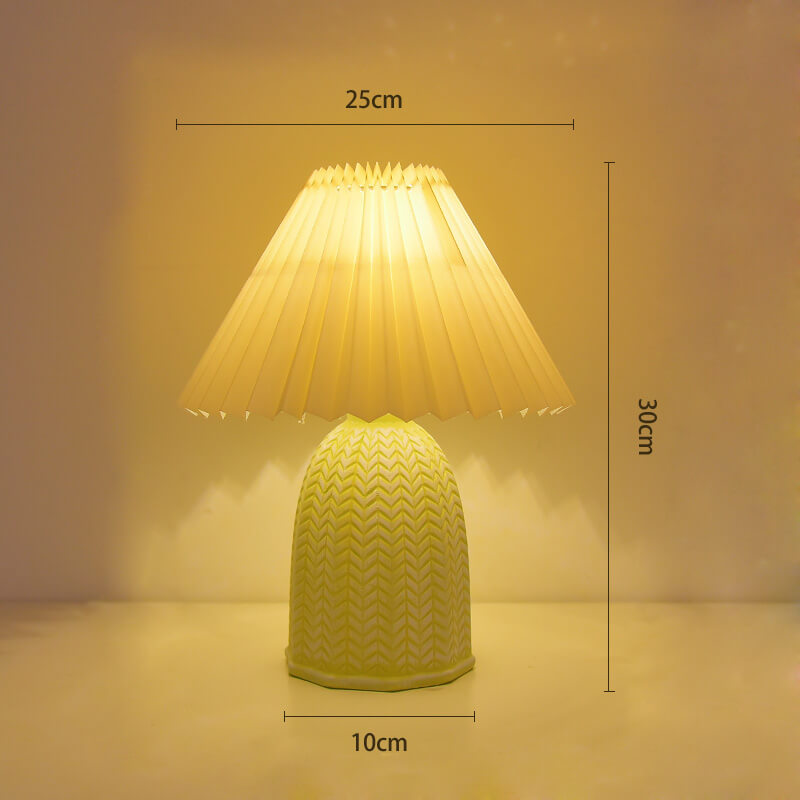 Lampe de table vintage plissée Lighteme
