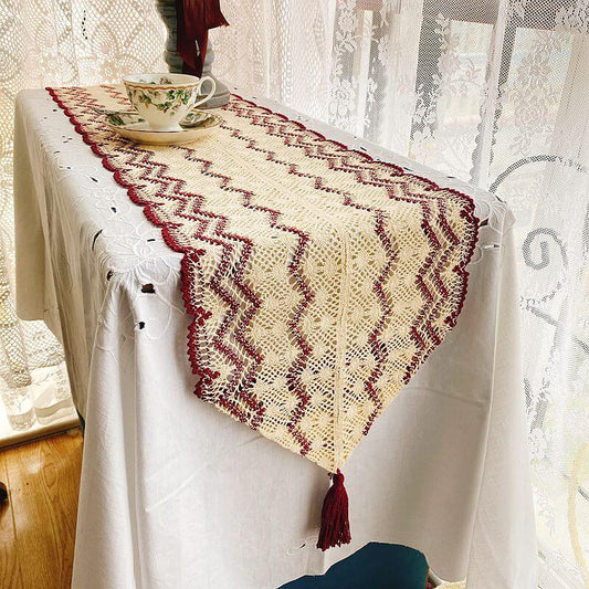 Chemin de table creux en macramé Lighteme Wave