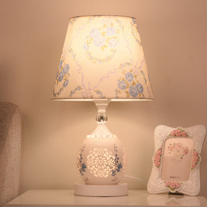 Lampe de table Lighteme en céramique et porcelaine bleue et blanche