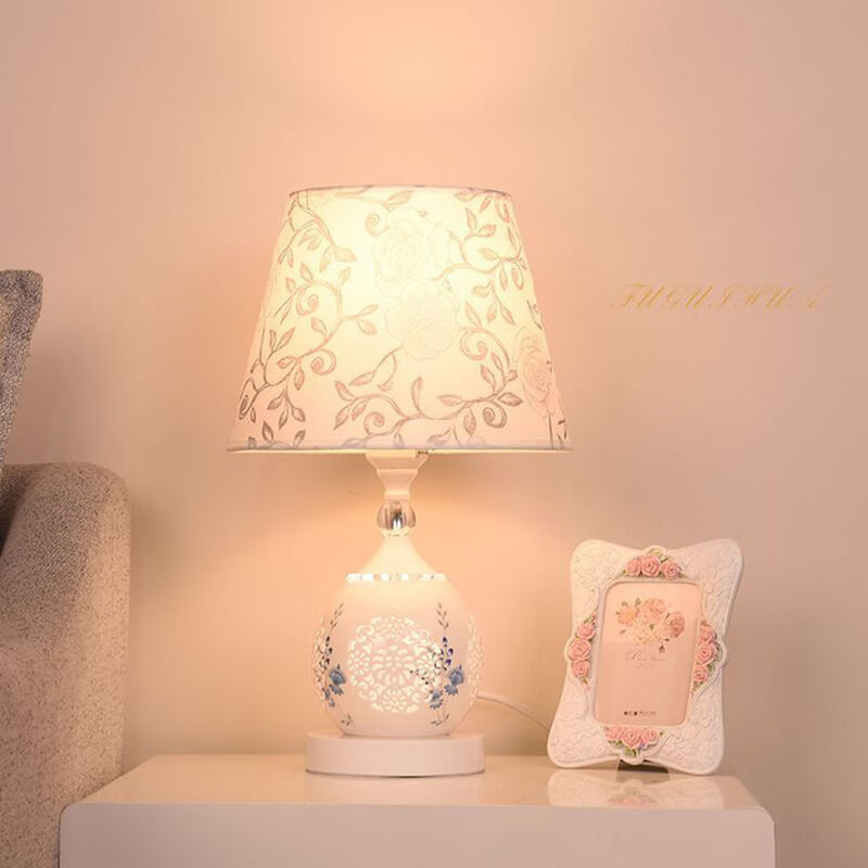 Lampe de table Lighteme en céramique et porcelaine bleue et blanche