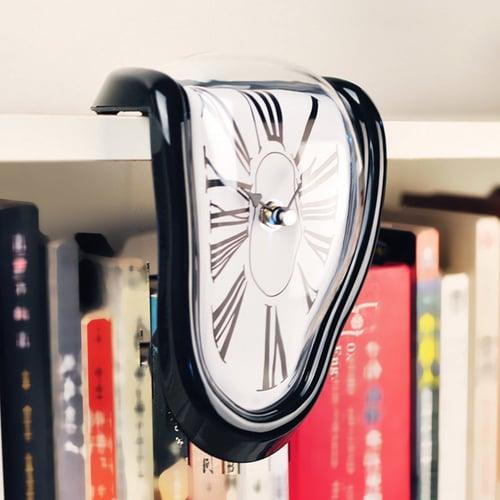 Horloge décorative en fonte Lighteme