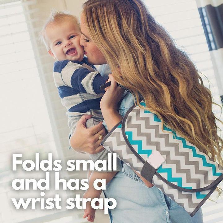 Lighteme No-mess Baby – bietet alle Vorteile eines tragbaren Wickeltisches und eines Windelhalters