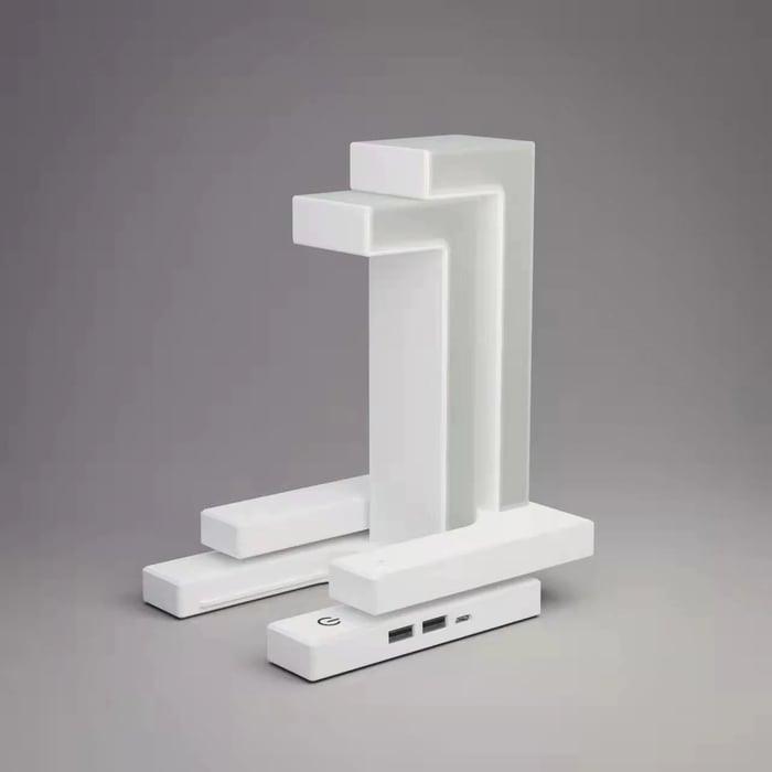 Lighteme Suspended Anti-Schwerkraft-Schreibtischlampe mit kabelloser Aufladung
