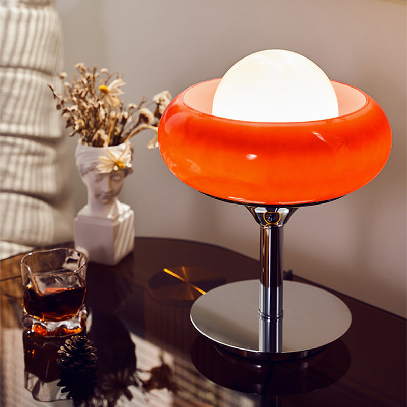 Lampes de table en verre Lighteme Egg Tart
