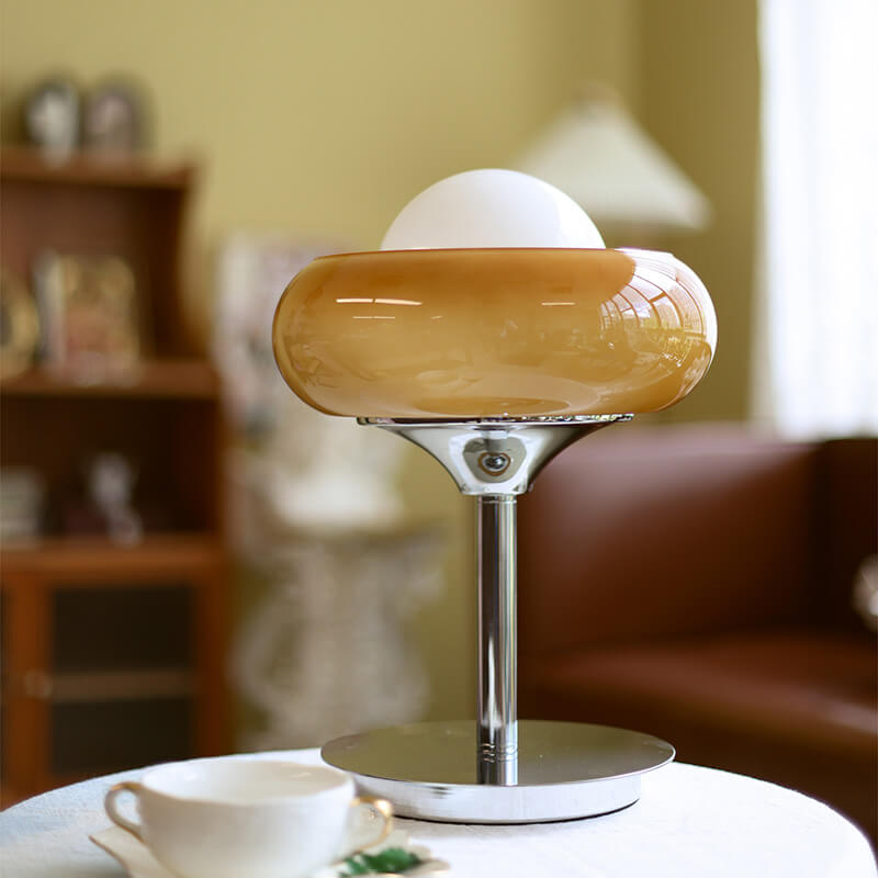 Lampes de table en verre Lighteme Egg Tart