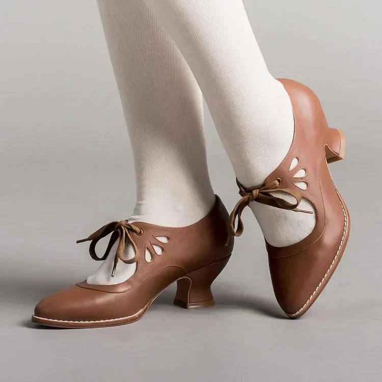 Orthopädische Schuhe mit hohem Absatz aus Leder von Lighteme für Damen